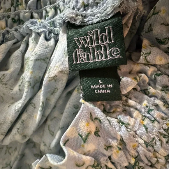 Wild Fable Light Blue Floral Smocked Mini Skirt NWT Size Large - Picture 2 of 7